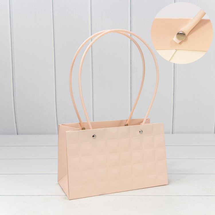 000168EA/33 Пакет подарочный "Ваза для цветов" 22*13,5*10,5 "Квадраты" Персиковый 1/10 1/120 000168EA/33 Пакет подарочный "Ваза для цветов" 22*13,5*10,5 "Квадраты" Персиковый 1/10 1/120