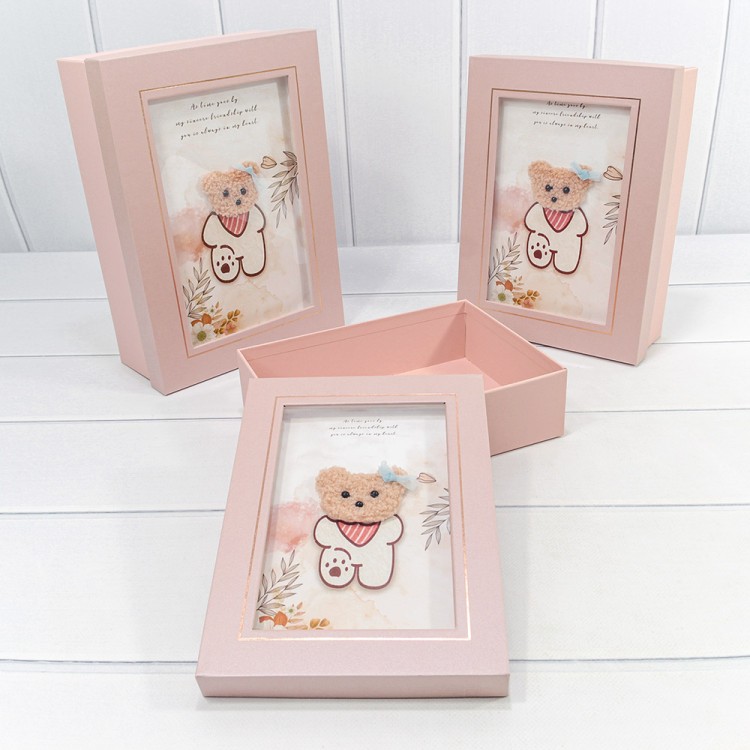 720-883/1 Коробки Прямоугольные набор 1/3 29*21*9,5 с окошком "Мишка " Розовый 1/12