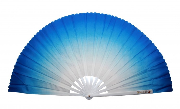 VR10-23 Веер для танцев сине-голубой 82 см 1/2