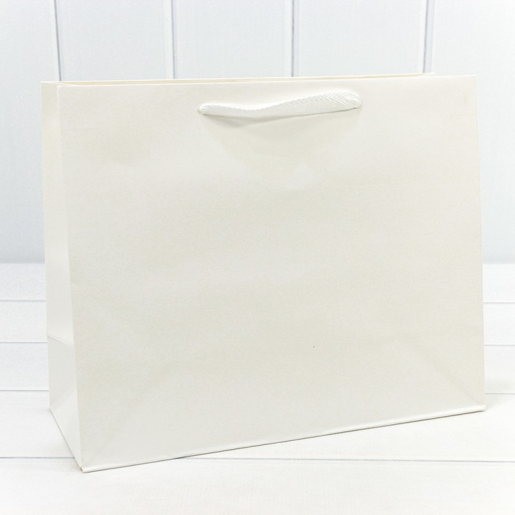 000221CA/9 Пакет подарочный Крафт "Люкс" 32*26*13 210г Белый 1/10 1/240 000221CA/9 Пакет подарочный Крафт "Люкс" 32*26*13 210г Белый 1/10 1/240